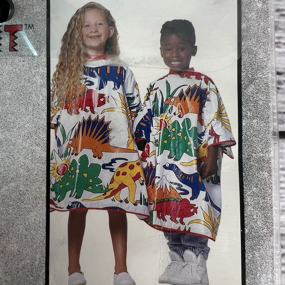 Vintage Kiddy Cape Jumbo Size Dinomight Kid‎ Salon Cape Vinyl Cricket